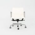 2010s Herman Miller Eames Aluminum Group Management Desk Chair in Cream Naugahyde Sale