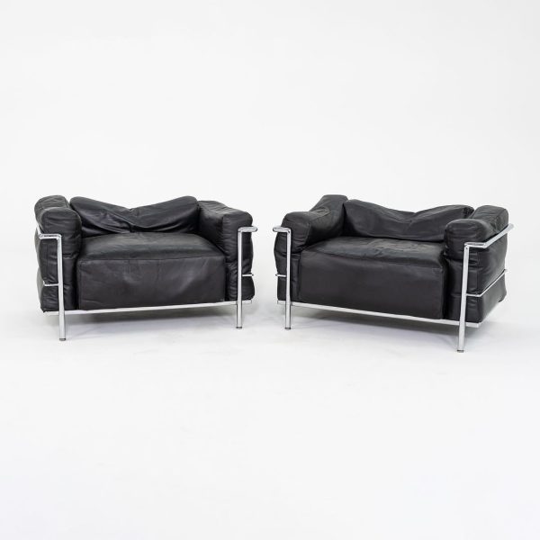 1970s Pair of Le Corbusier Jeanneret Perriand Cassina LC3 Club Lounge Chairs in Black Leather Discount