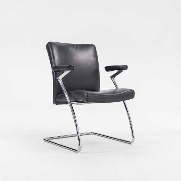 2003 Art Collection Armchair by Walter Knoll in Dark Grey Leather 16x Available For Sale