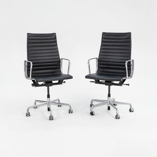 2014 Aluminum Group Executive Desk Chair by Charles and Ray Eames for Herman Miller with Pneumatic Bases and Black Leather Fashion