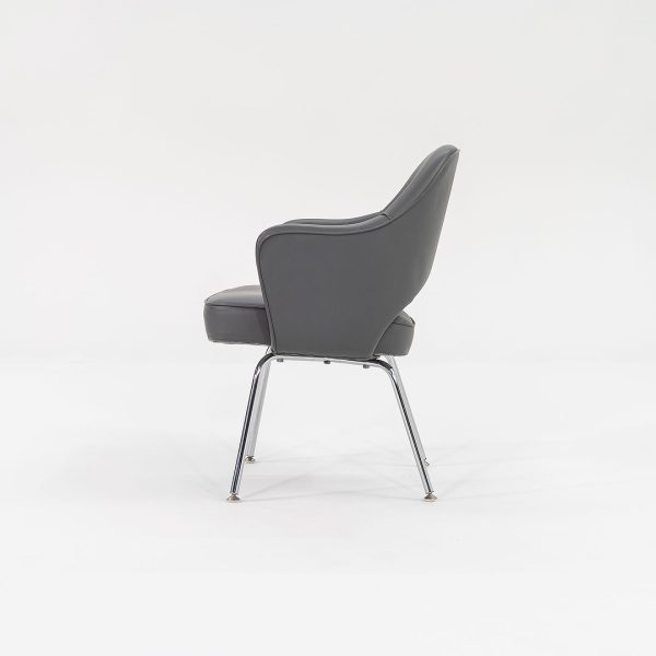 2009 Saarinen Executive Dining Chair, Model 71 APC by Eero Saarinen for Knoll in Grey Vinyl 4x Available Online Sale