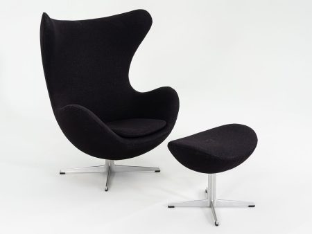 1967 Arne Jacobsen for Fritz Hansen Egg Chair and Ottoman in Black Fabric For Cheap