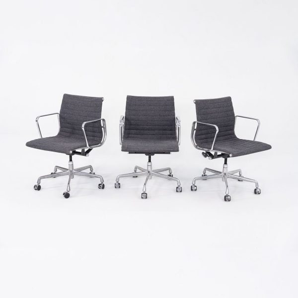 2009 Herman Miller Eames Aluminum Management Desk Chair in Grey Maharam Fabric 3x Available Fashion