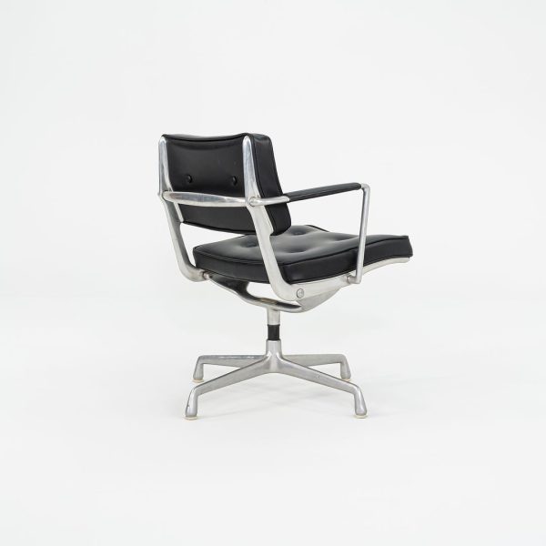 1968 Herman Miller Eames ES102 Intermediate Desk Chair in Black Naugahyde Fashion