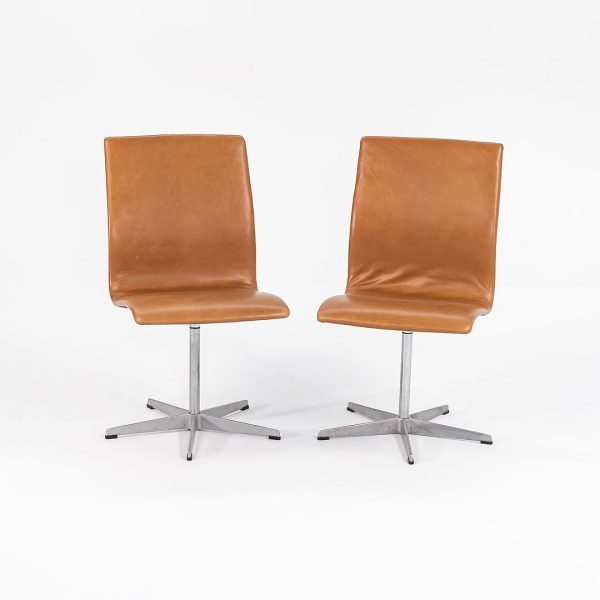 1973 Pair of Oxford Chairs, Model 3171T by Arne Jacobsen for Fritz Hansen in New Cognac Leather Online Sale