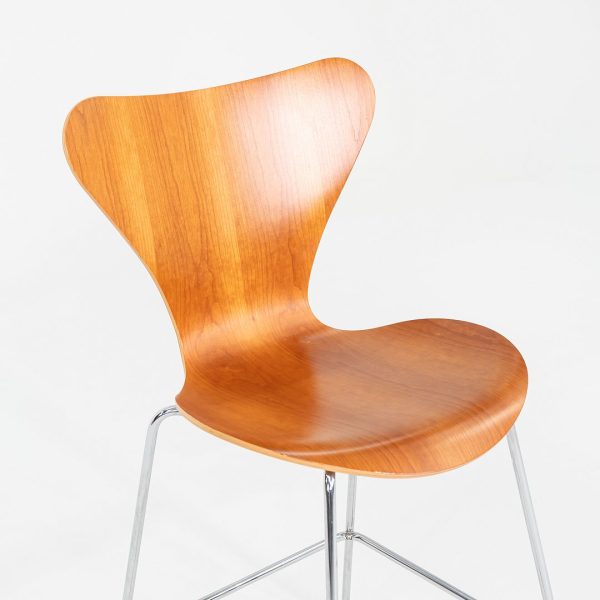 2007 Arne Jacobsen for Fritz Hansen Series 7 Counter Stools in Cherry 7x Available Supply