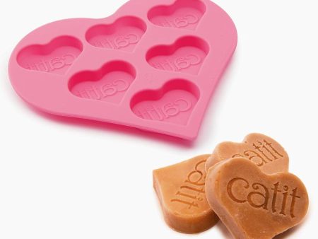 Catit Creamy Heart-Shaped Silicone Ice Tray For Sale